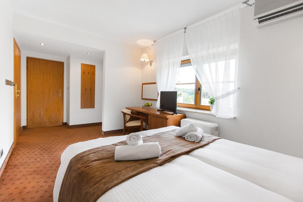 Hotel Debowa Gora Active & Spa Łąck Esterno foto