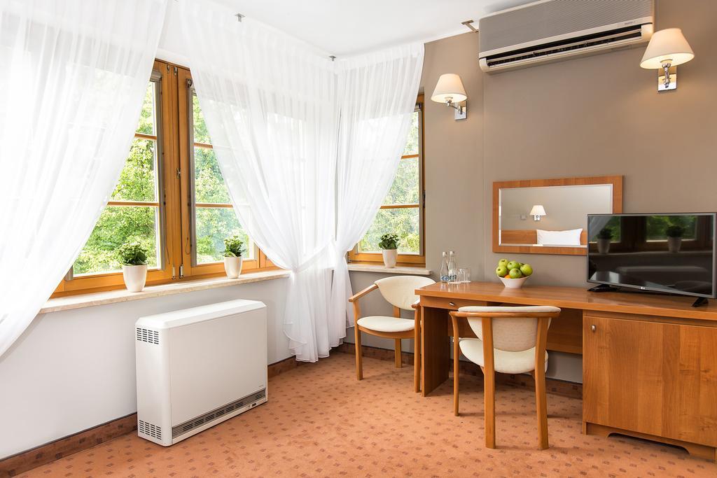 Hotel Debowa Gora Active & Spa Łąck Esterno foto