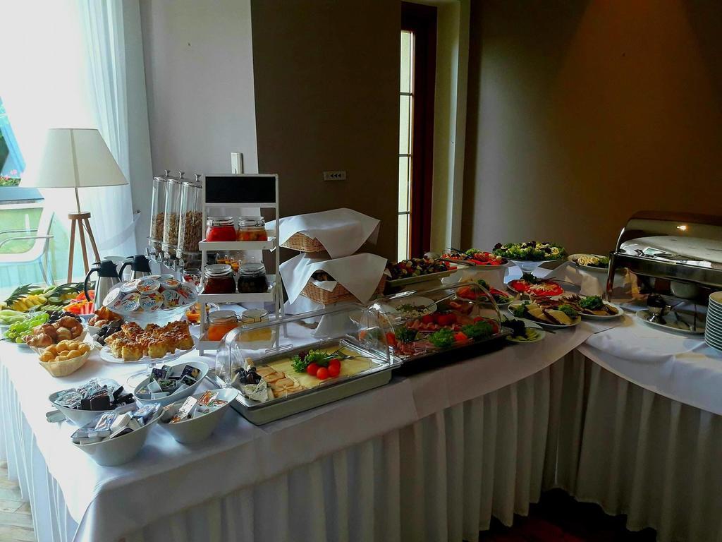 Hotel Debowa Gora Active & Spa Łąck Esterno foto